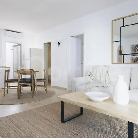 2 Bedroom Flat In Nueva Andalucia Apartment Marbella